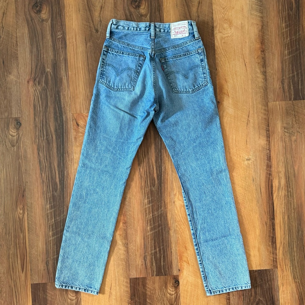 Levis 501 Jeans - Picture 2 of 4